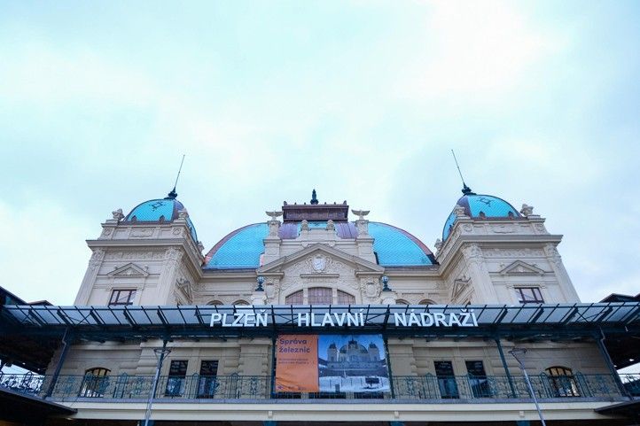 Fotografie: M. Pecuch 240104_Hl_vlak_nadrazi_1