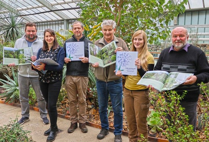 Foto: K. Misíková 240215_Australasie_kniha