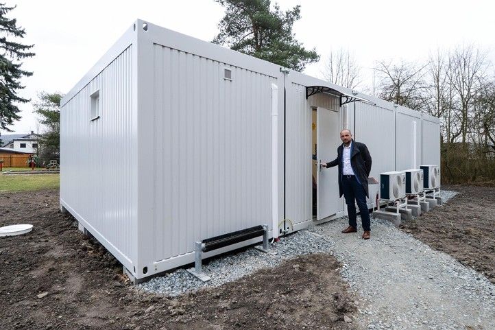 Kontejnerová školka ve Lhotě (fotografie: M. Pecuch) 240229_Kontejner_skolka_MS_Lhota_1