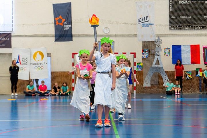 Zdroj fotografií: Odbor školství, mládeže a tělovýchovy MMP 240403_Olympiada_31_ZS_1