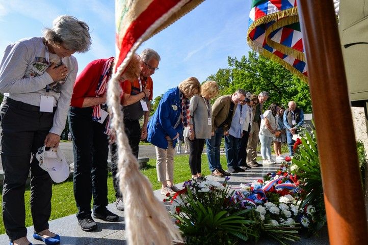 Fotografie: M. Pecuch 240504_Slavnosti_svobody_nam_Miru_4