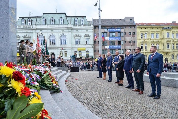 Fotografie: M. Pecuch 240506_Slavnosti_svobody_Diky_Ameriko_4