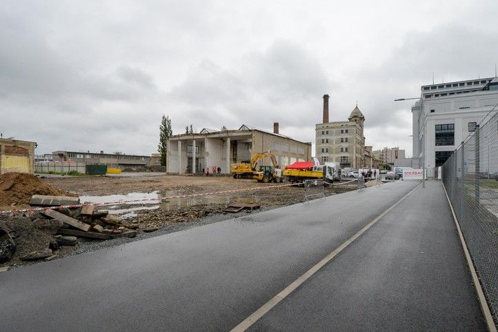 Fotografie: M. Pecuch 240507_Park_dum_Svetovar_3