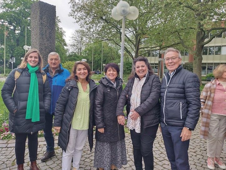 Zdroj fotografií: kancelář radní E. Bartákové 240510_Barva_na_ulici_Weiden_1