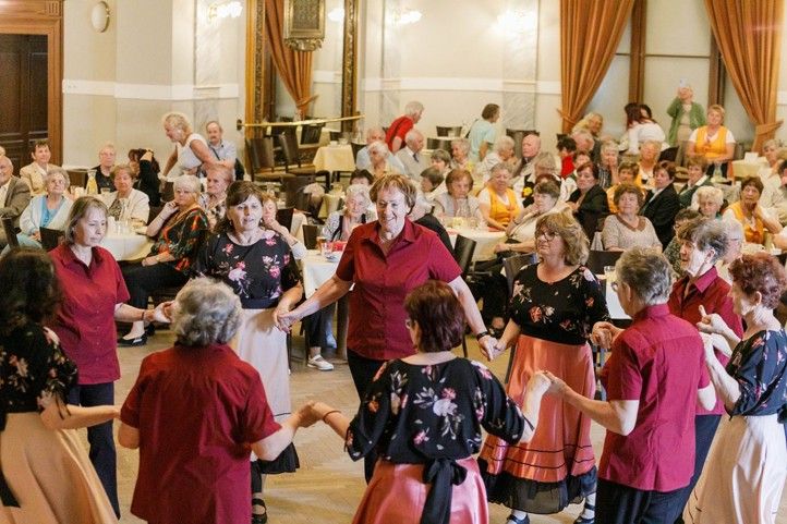 Archivní snímky: Odbor sociálních služeb MMP 240522_Seniori_bavi_seniory_3