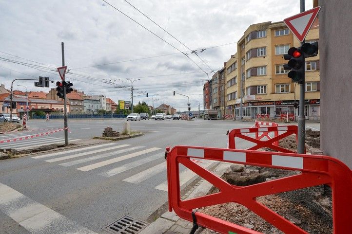 Křižovatka Klatovská – U Trati – Borská (foto: M. Pecuch) 240704_Doprava_Klatovska_Belanka