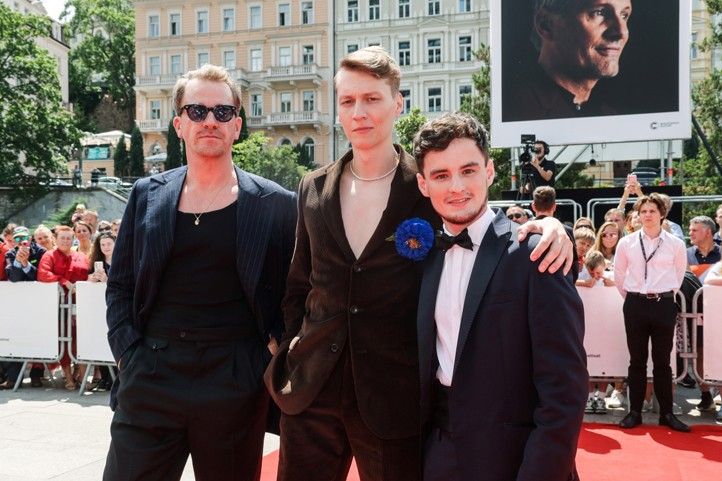 Zdroj fotografií: Bontonfilm 240805_Vlny_film_1