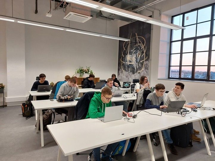 Zdroj fotografií: Správa informačních technologií města Plzně 240828_Pine_IoT Academy