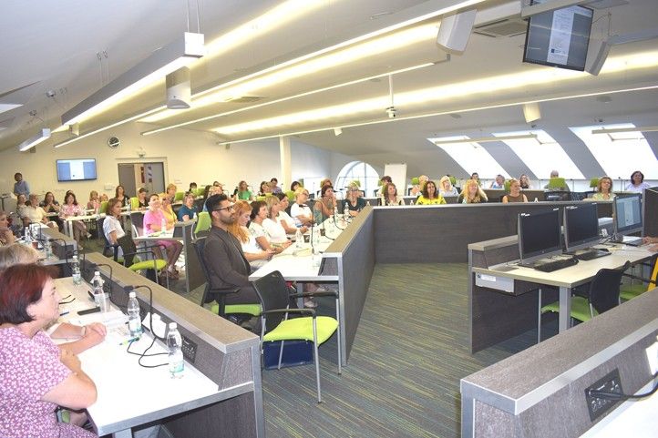 Zdroj fotografií: Odbor školství, mládeže a tělovýchovy Magistrátu města Plzně 240911_Reditele_MS_1