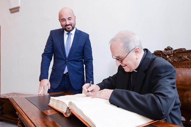 Přijetí na plzeňské radnici (fotografie: M. Pecuch) 241011_Radkovsky_4