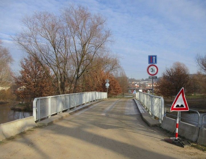 Most před opravami (fotografie: V. Šašek) 241104_Most_Radcice_pred_1