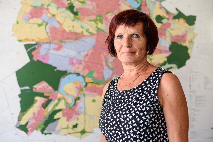 Irena Vostracká, řed. ÚKRMP (fotografie: M. Pecuch) 241104_Reditelka_UKR_Vostracka_1