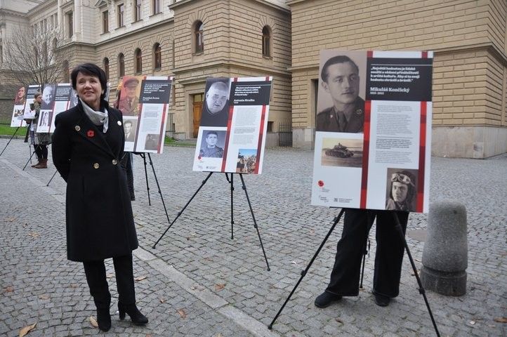 Radní Eliška Bartáková. 241111_veterani_01