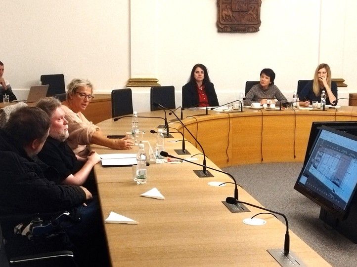 Foto z jednání na plzeňské radnici 241118_DJKT_uprava_hlediste_1