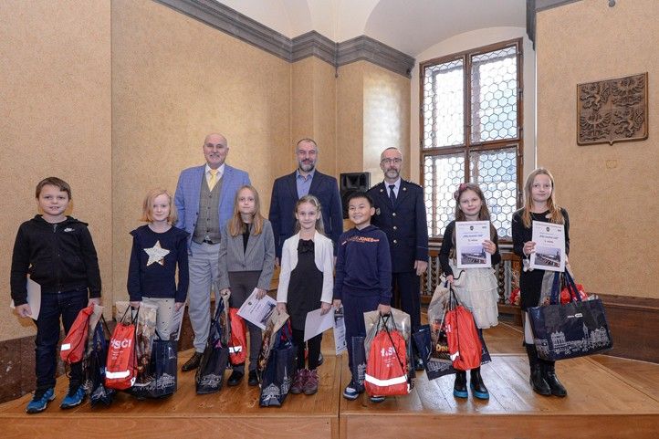 Fotografie: M. Pecuch 241128_Kdy_volat_150_3