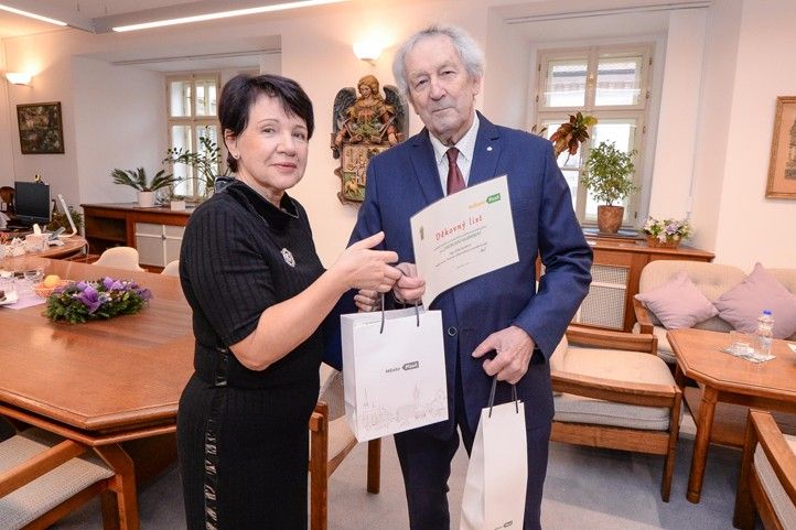 Přijetí na plzeňské radnici (fotografie: M. Pecuch) 241203_Hausner_1