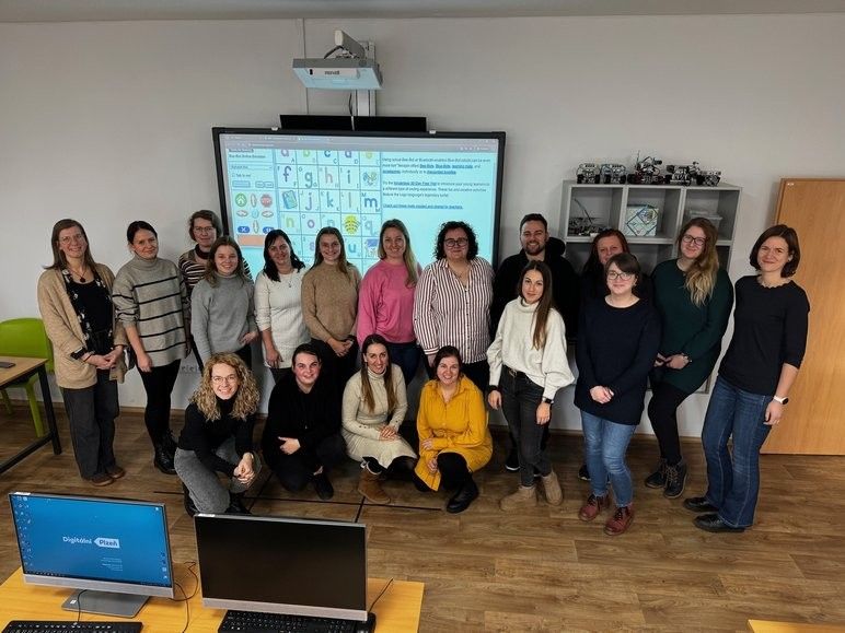 Speciální semináře. Fotografie: Centrum robotiky. 241219_seminare_map_01