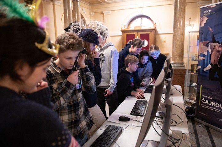 Fotografie: I. Štěrbová 250219_Divadlo_zaci_4