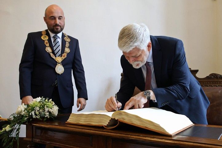 Návštěva prezidenta Petra Pavla s manželkou na plzeňské radnici (zdroj fotografií: město Plzeň) 250325_Prezident_Pavel_4