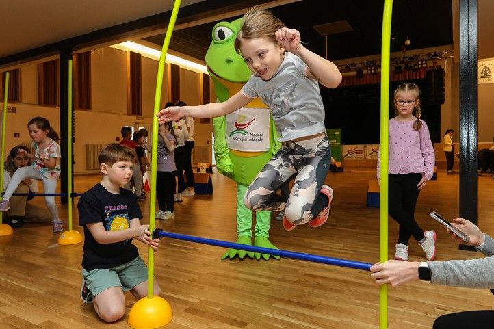 Zdroj fotografií: Nadace sportující mládeže 250325_Sportovni_hry_MS_deti_6