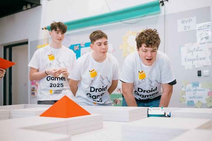 Zdroj fotografií: Správa informačních technologií města Plzně 250407_Droid_Games_2