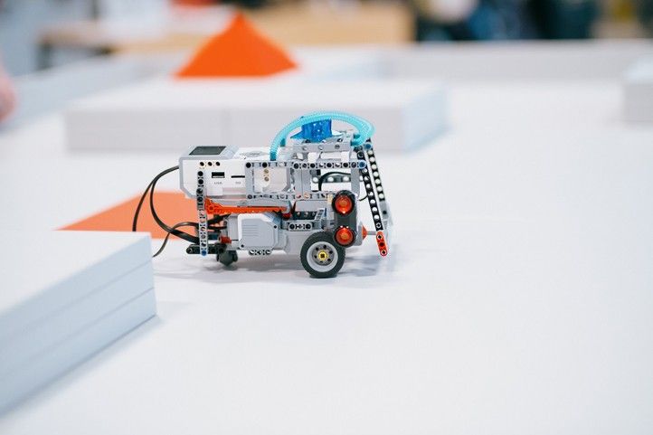 Zdroj fotografií: Správa informačních technologií města Plzně 250407_Droid_Games_3