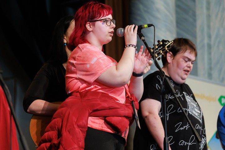 Fotografie: O. Totzauer 250409_Umii_3