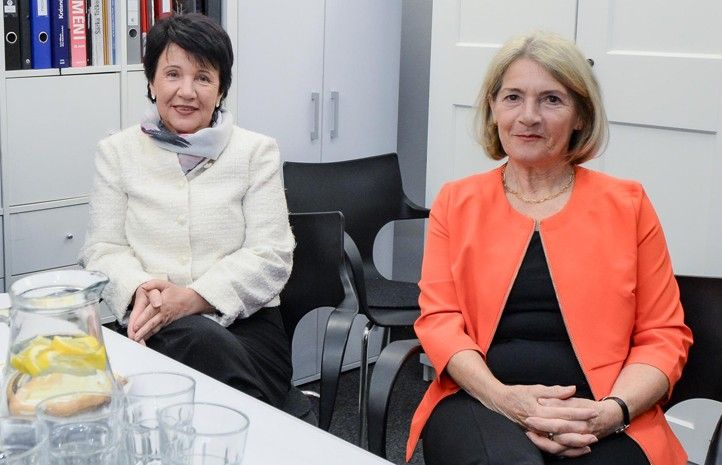 Vernisáž výstavy (fotografie: M. Pecuch) 250414_Vystava_GMP_Maier_5