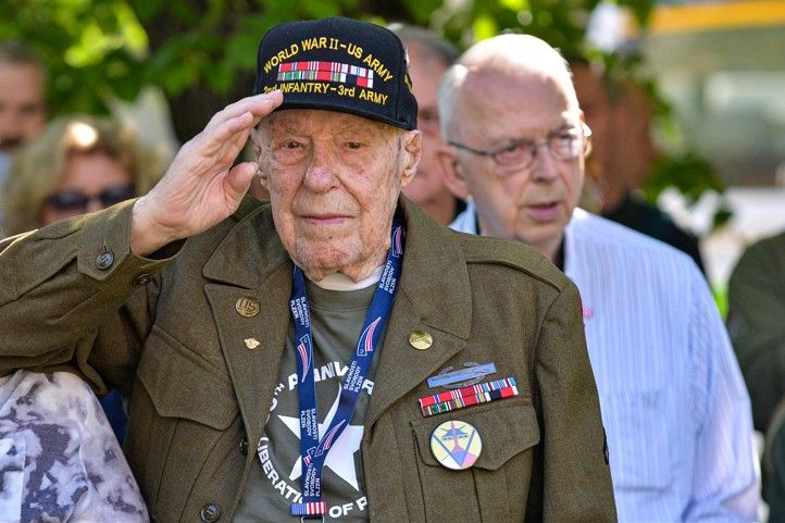 Pietní akty 2.5.2025 (fotografie: M. Pecuch) 250502_Slavnosti_svobody_piety_Chodske_1