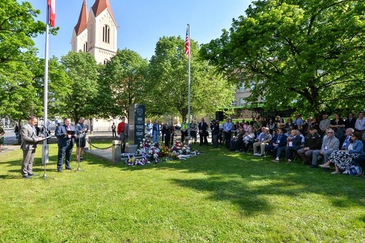 Pietní akty 2.5.2025 (fotografie: M. Pecuch) 250502_Slavnosti_svobody_piety_Chodske_2