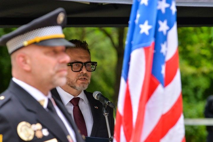 Odhalení památníku 97. pěší divize (fotografie: M. Pecuch) 250503_Slavnosti_svobody_Pamatnik_Infantry_Division_3