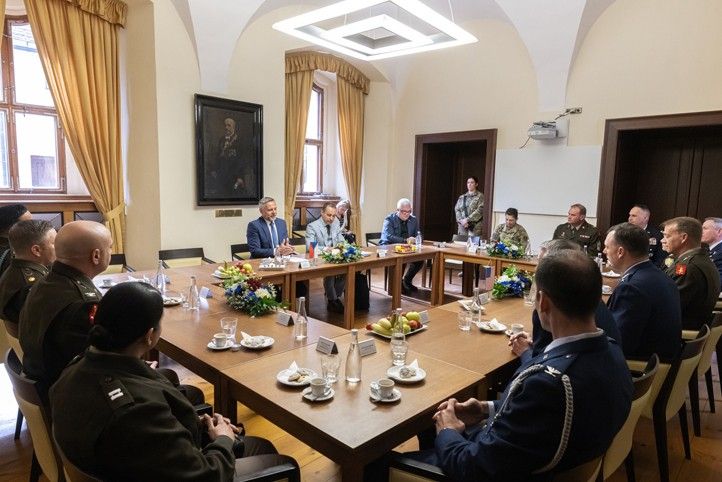 Fotografie: R. Muchka 250513_Slavnosti_svobody_generalove_1