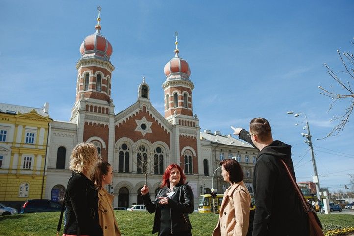 Ilustrační fotografie (zdroj: Plzeň – TURISMUS) 250514_Turista_synagoga