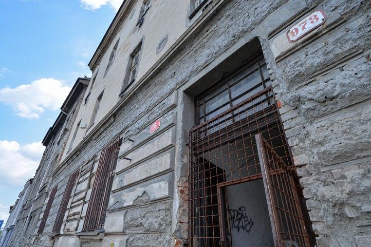 Současný stav domu Kotkova 19, Plzeň (fotografie. M. Pecuch) 250619_Vizualizace_kotkova_19_2