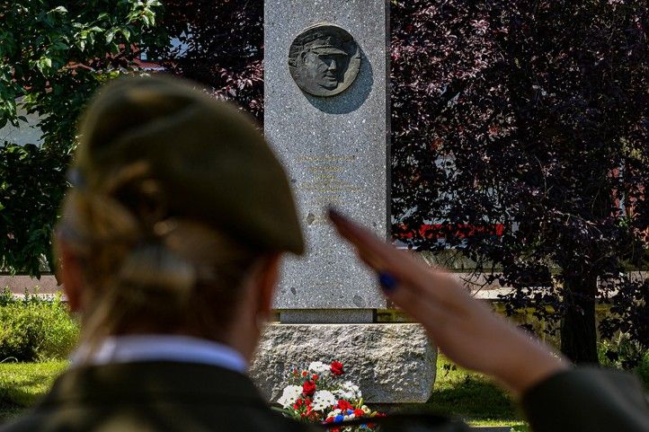 Zdroj fotografií: Magistrát města Plzně 250620_Pietni_akt_Pika_Slovany_7