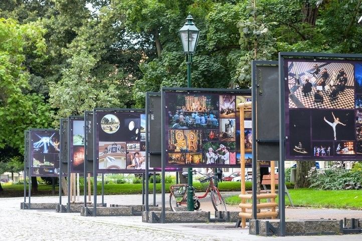 Výstava s názvem Kultura, která trvá. Fotografie: M. Pecuch. 250807_Výstava_Kultura_04