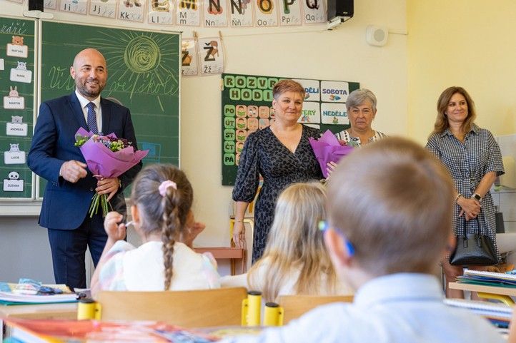 Fotografie: R. Muchka 250901_Prvni_skolni_den_2