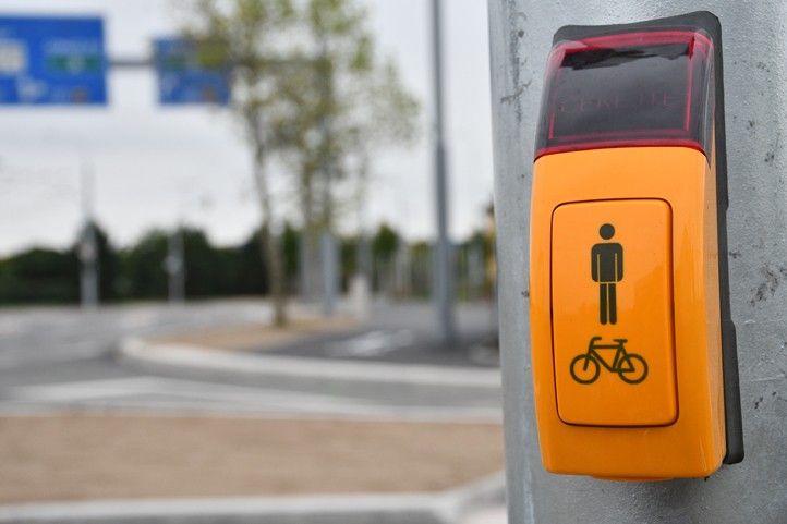 Okružní křižovatka po přestavbě (fotografie: R. Žáková) 250924_Turbo_okruzni_Makro_3