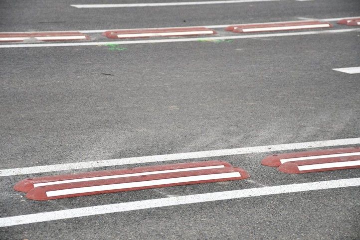 Okružní křižovatka po přestavbě (fotografie: R. Žáková) 250924_Turbo_okruzni_Makro_4