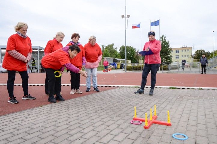 Fotografie: M. Pecuch 251001_Senori_sport_2