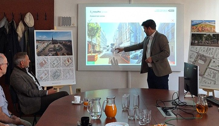 Zdroj fotografií: Útvar koncepce a rozvoje města Plzně 251001_UKR_Hamburk_Svycarsko_1