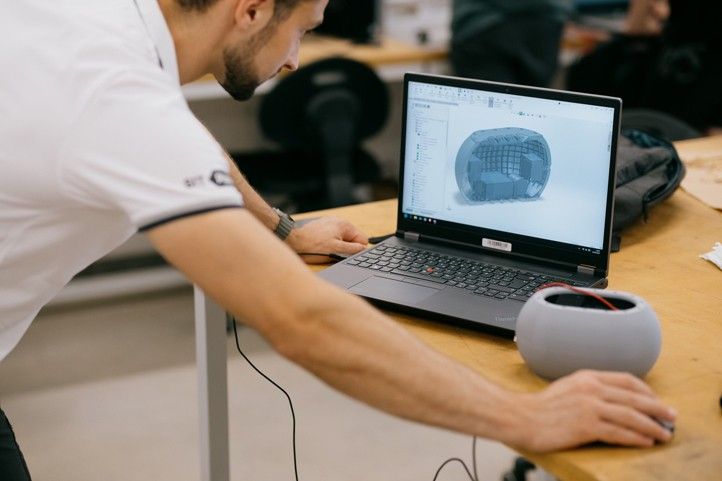 Zdroj fotografií: Správa informačních technologií města Plzně 251007_Ponorka_dron_1