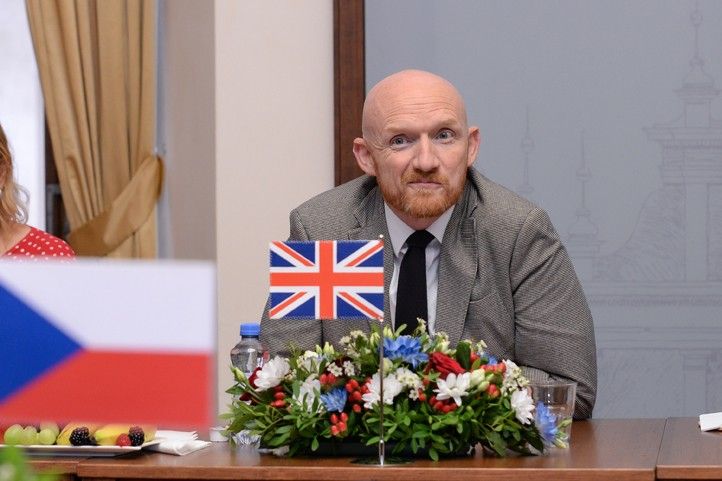 Přijetí na plzeňské radnici (fotografie: M. Pecuch) 251008_Prijeti_britanie_velvyslanec_3