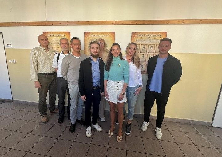 16. ZŠ a MŠ uzavřela smlouvu se společností Jídelny.cz. Fotografie: archiv 251010_vzorova_skolni_jidelna_01