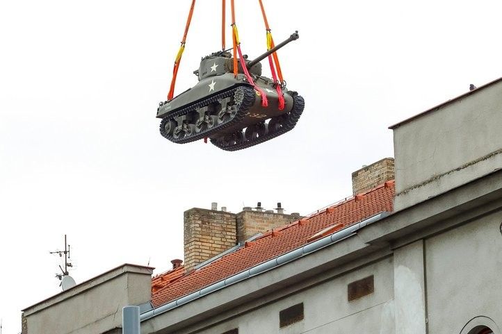 251011_tank_sherman_04