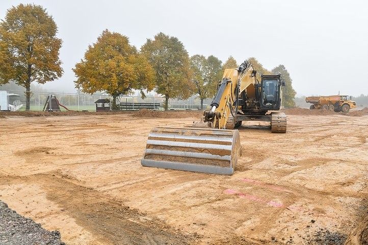 Přestavba areálu v Černicích. Fotografie: M. Chaloupka 251014_sportoviste_cernice_03