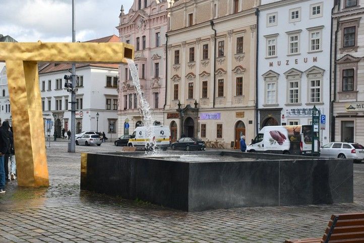 251103_Fontany_pitka_kasny_2