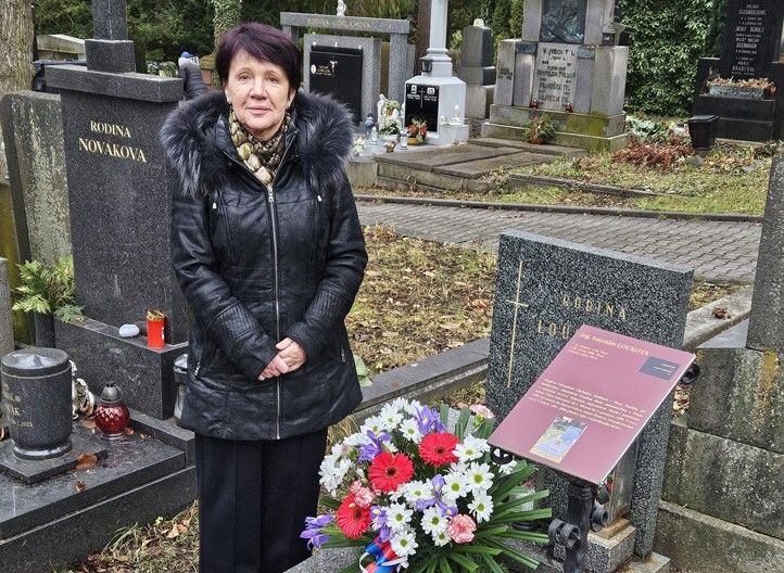 Fotografie: K. Sokolová 251216_Loukota_hrbitov_2