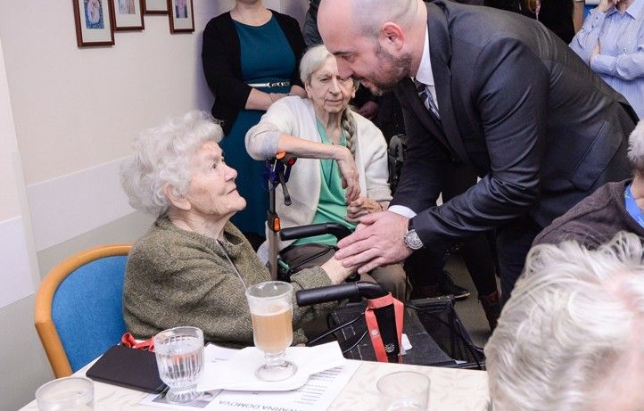 Spanilé jizdy členů Rady města Plzně (zdroj fotografií: město Plzeň) 251219_Spanile_jizdy_2