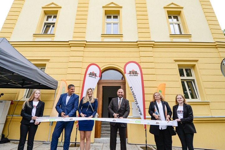 Slavnostní otevření objektu (fotografie: M. Pecuch) 260609_Byt_dum_Na_Jikalce_3